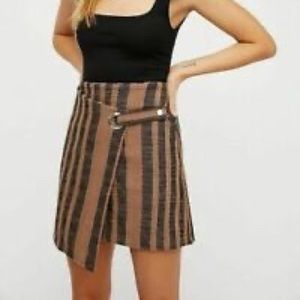 Free People ‘that’s a wrap’ skirt sz lg